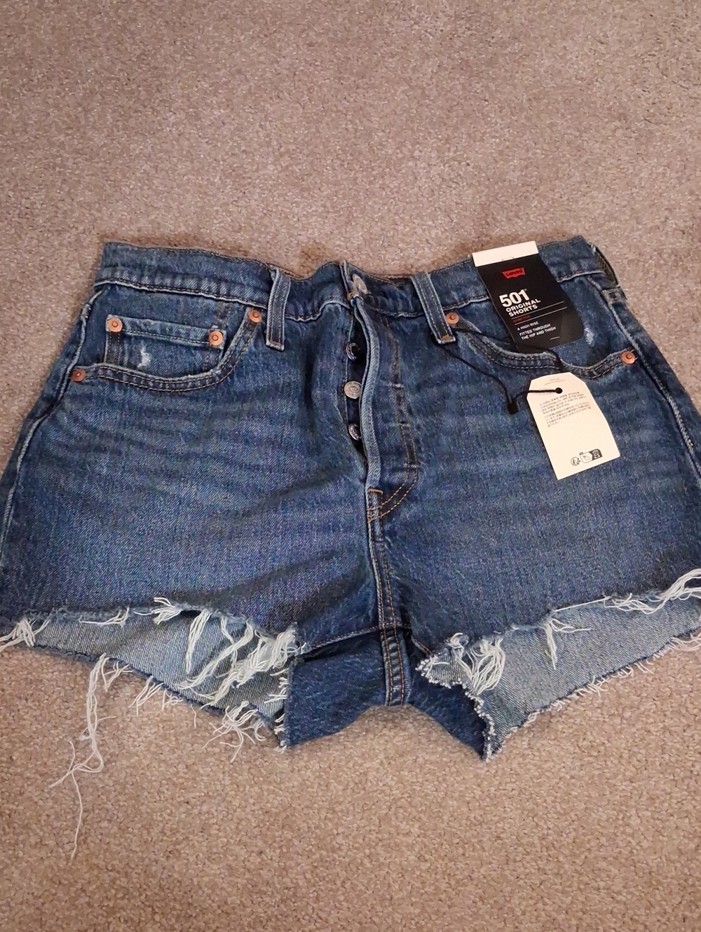 NWT Levi's 501 Original Short Button-Fly Distressed Denim Shorts.- Blue